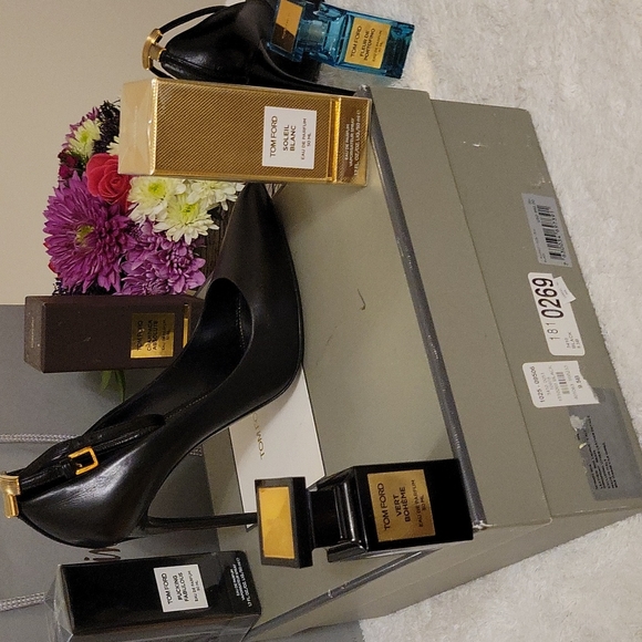 TOM FORD Black Classic Pumps - Brand New - Picture 7 of 7